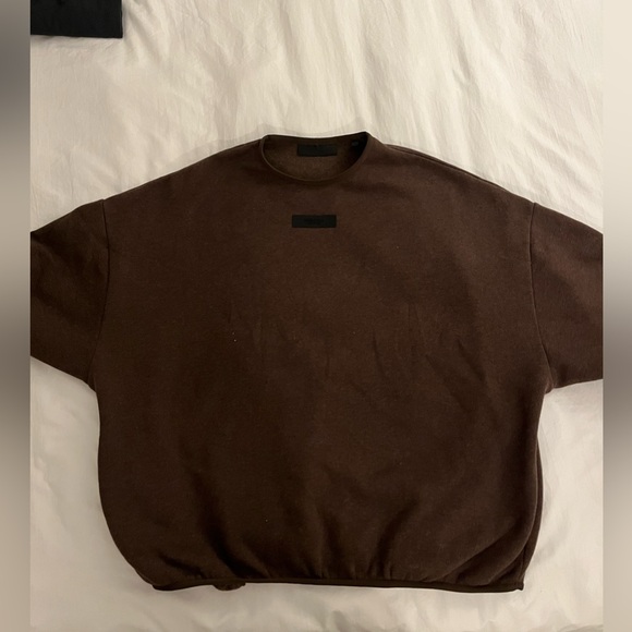 Essentials crew neck sweater never worn